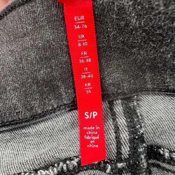 SPANX Black Rough Hem Distressed Skinny Jeans Size Small Petite Women’s - Picture 4 of 7